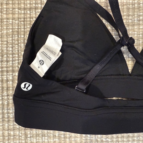 Lululemon License to Train Triangle Sport Bra - Size 6 - Picture 4 of 6
